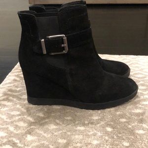 Vince Camuto booties